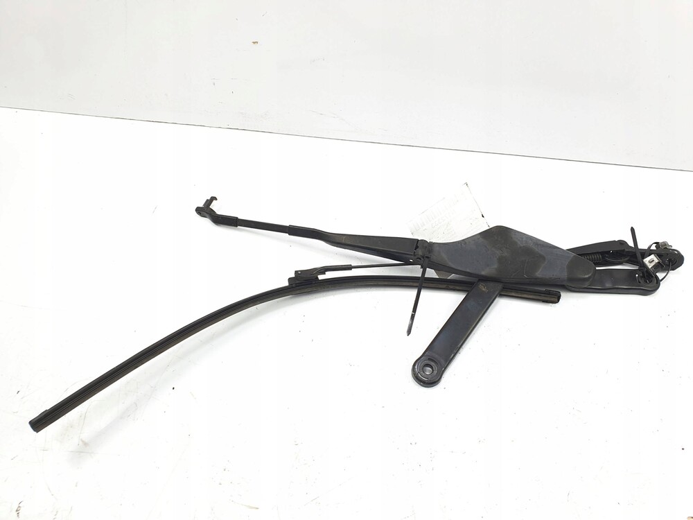 поводок дворников