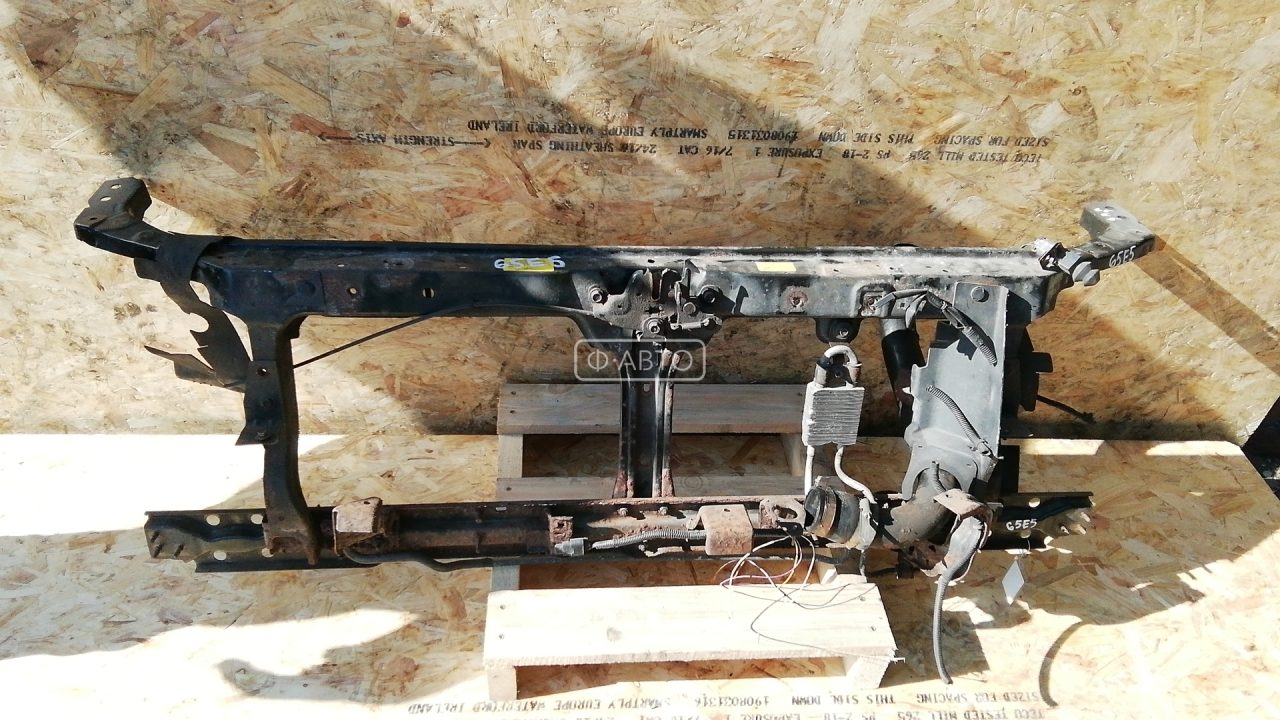 Передняя панель крепления облицовки (телевизор)