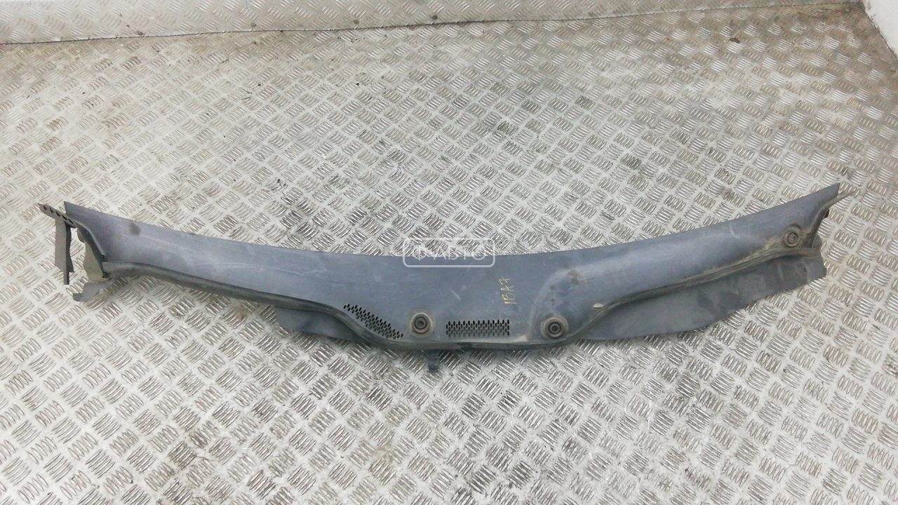 Накладка декоративная (жабо, дождевик)