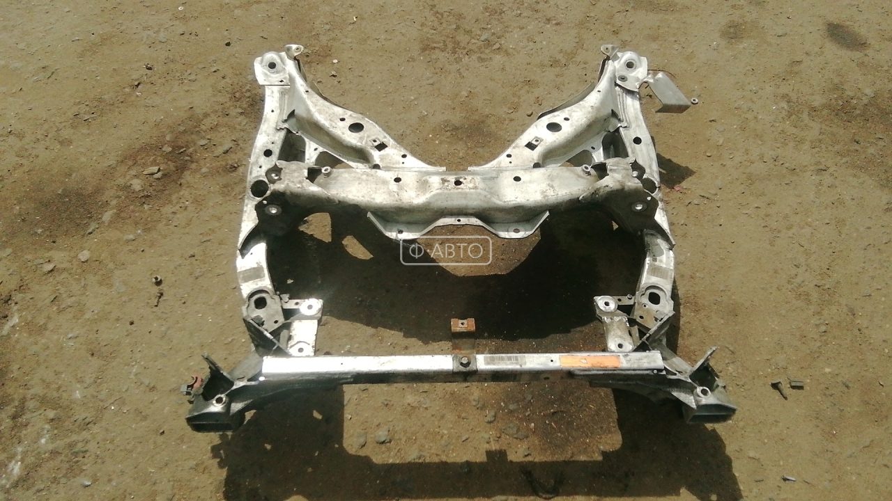 Балка подвески передняя