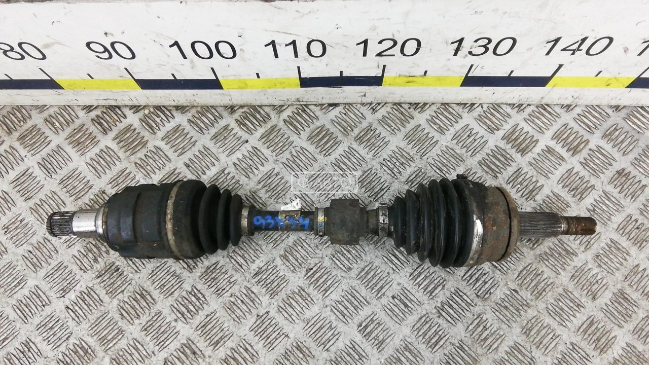 Привод передний левый