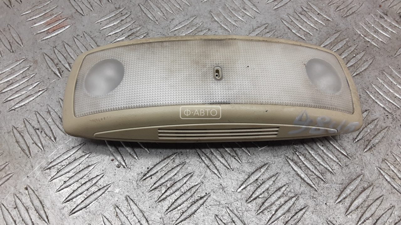 Фонарь освещения салона