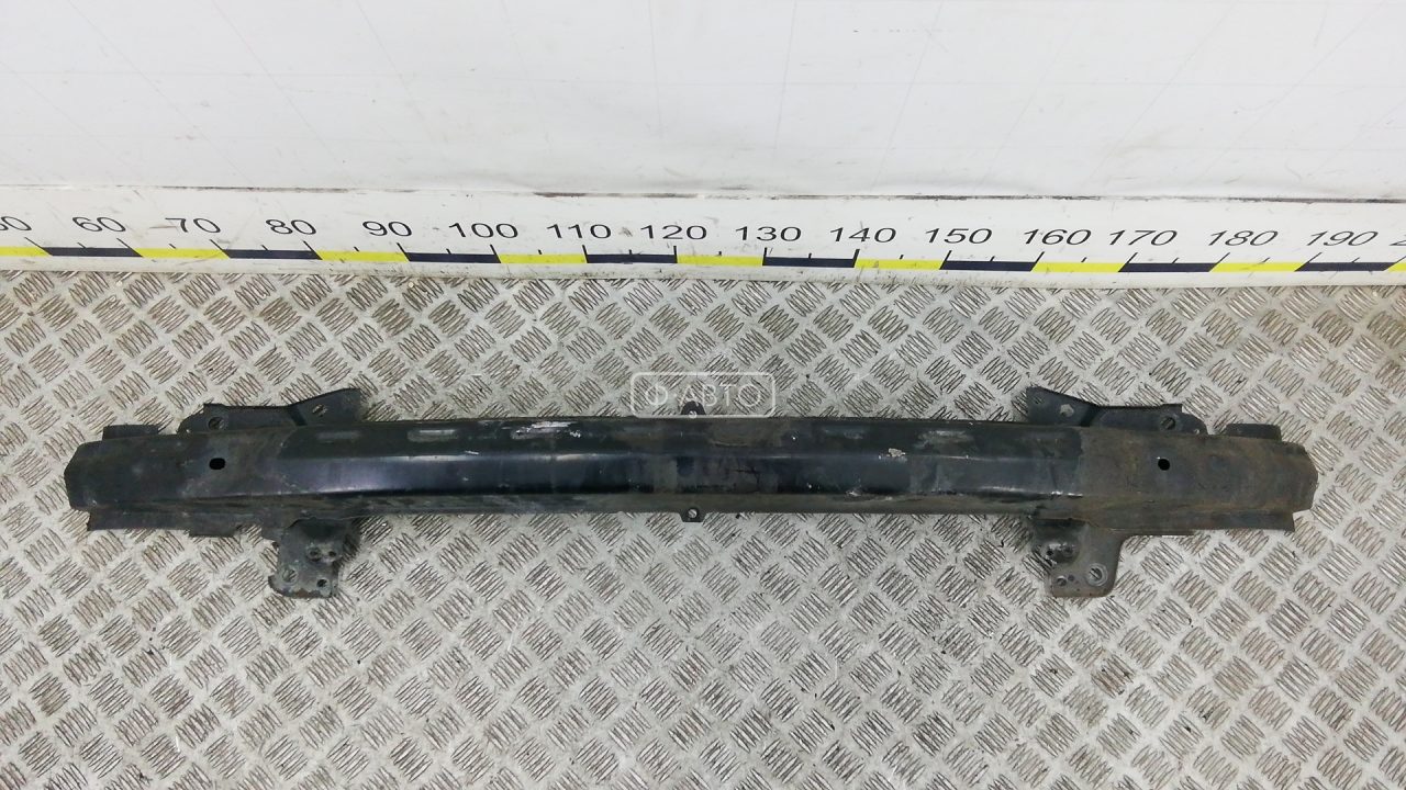 Усилитель бампера передний (кронштейн)