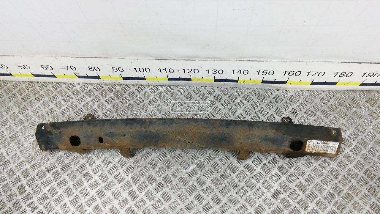 Усилитель бампера передний (кронштейн)