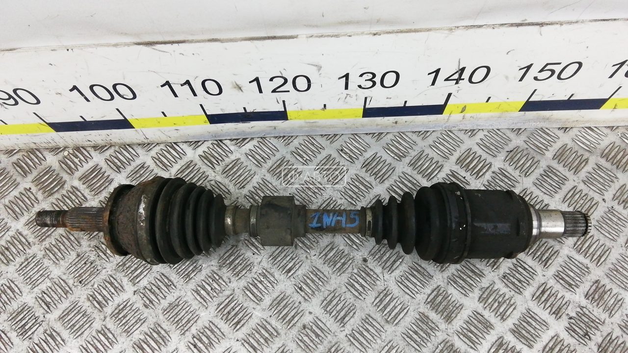 Привод передний левый