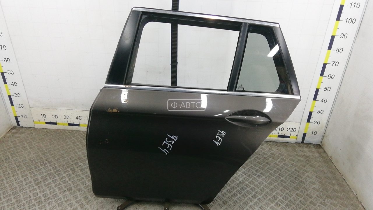 Дверь задняя левая