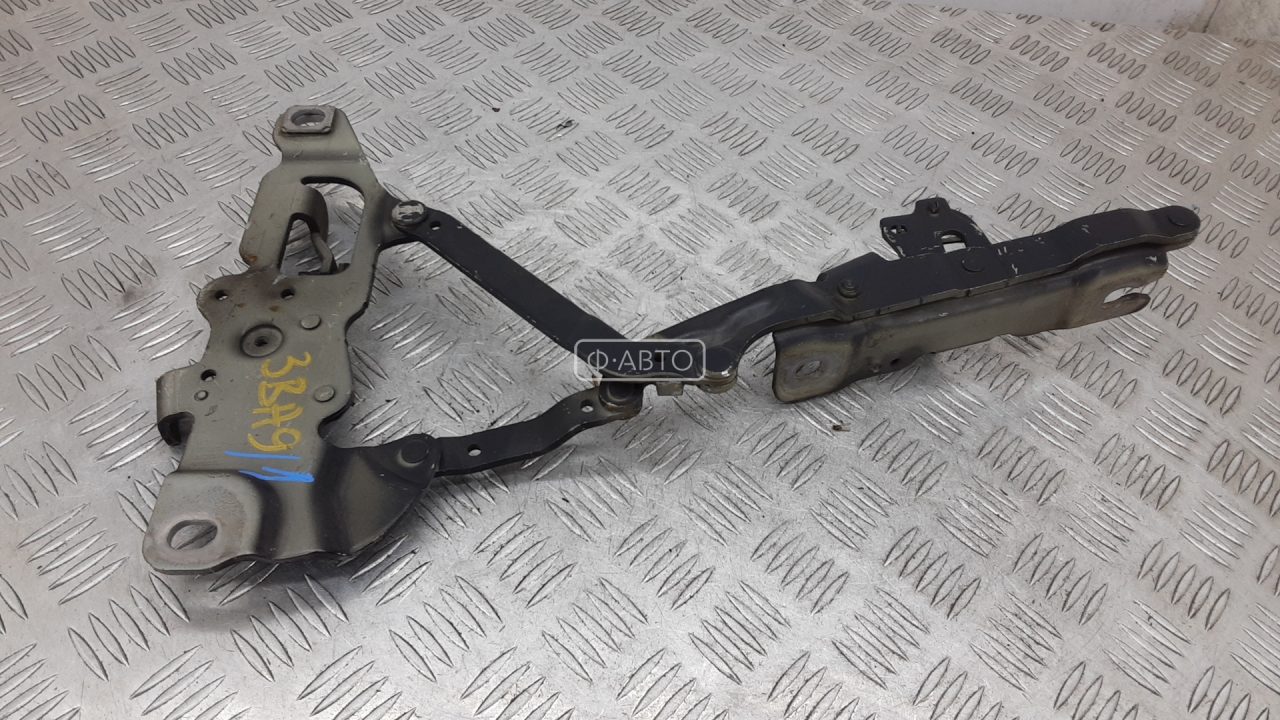 Петля капота