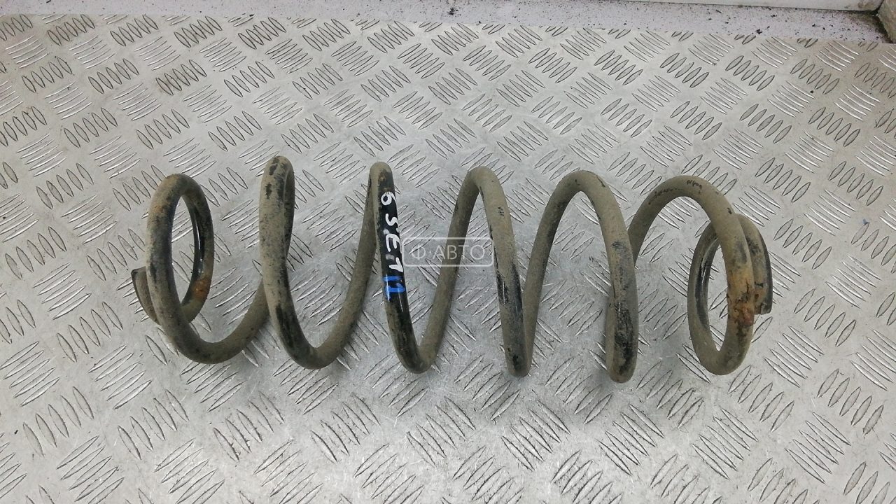 Пружина задняя