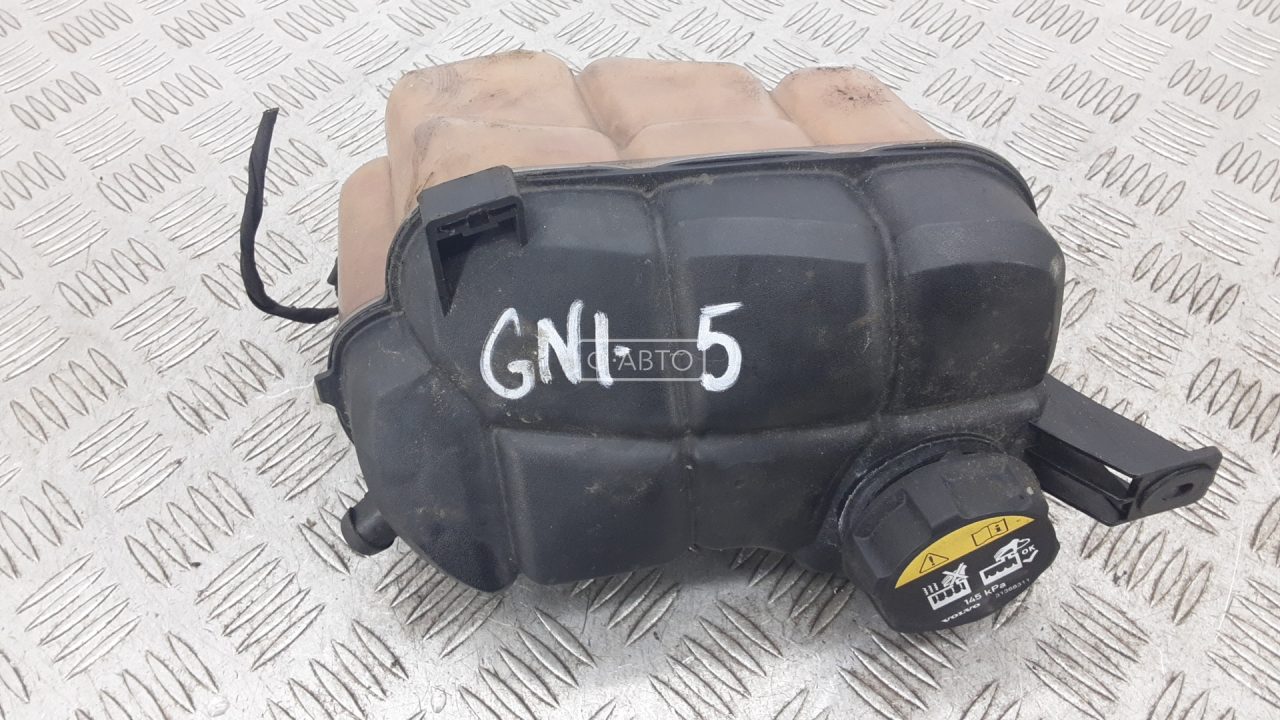 Бачок расширительный