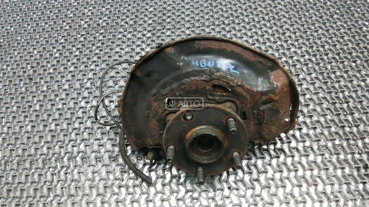 Ступица передняя левая