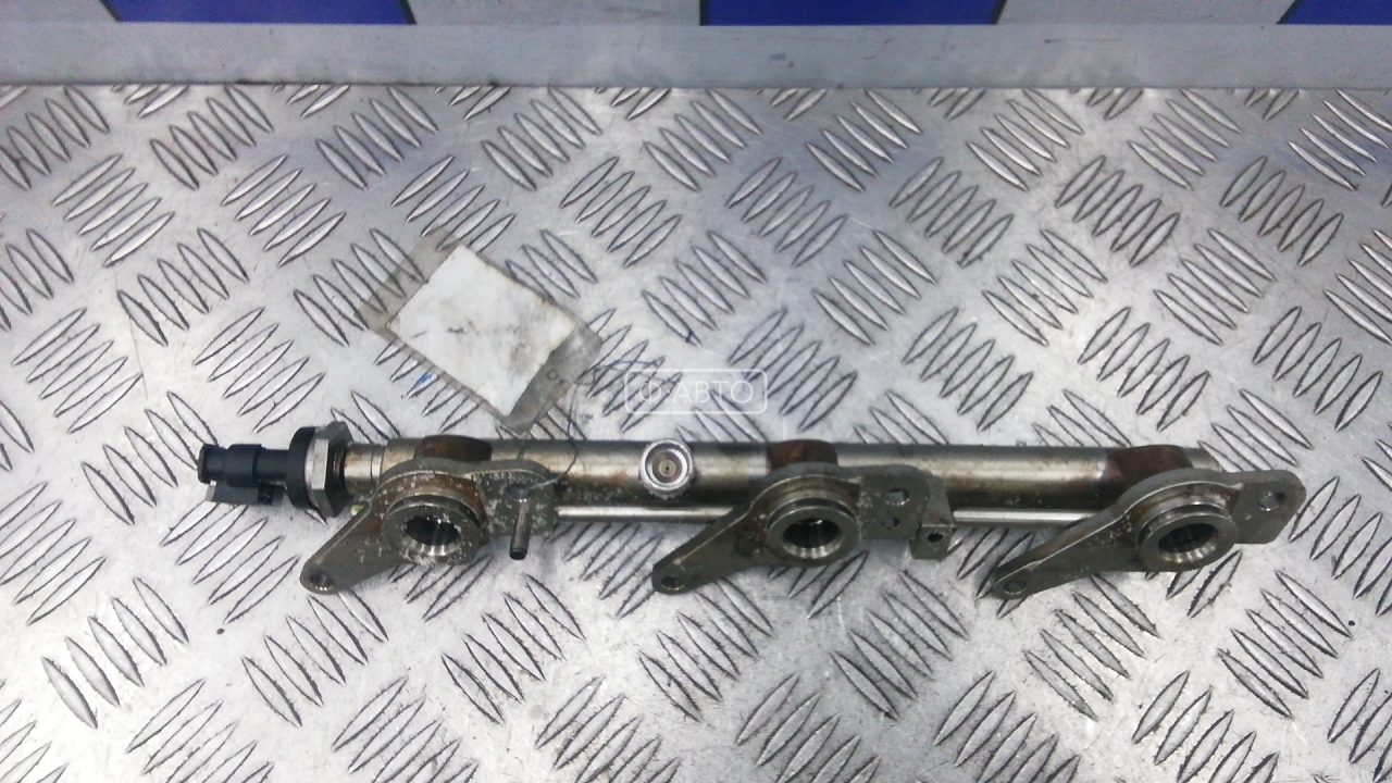 Топливная рампа бензиновая