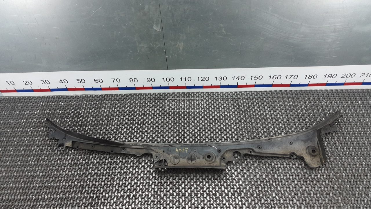 Накладка декоративная (жабо, дождевик)