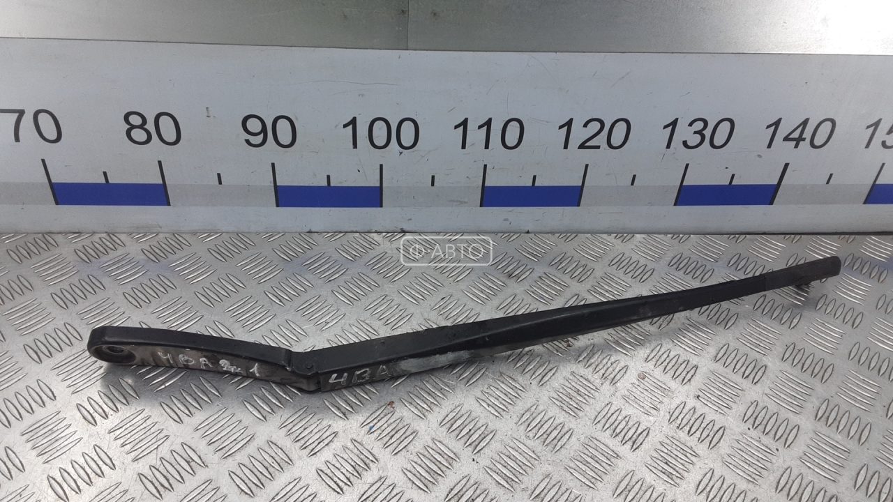 Щеткодержатель лобового стекла