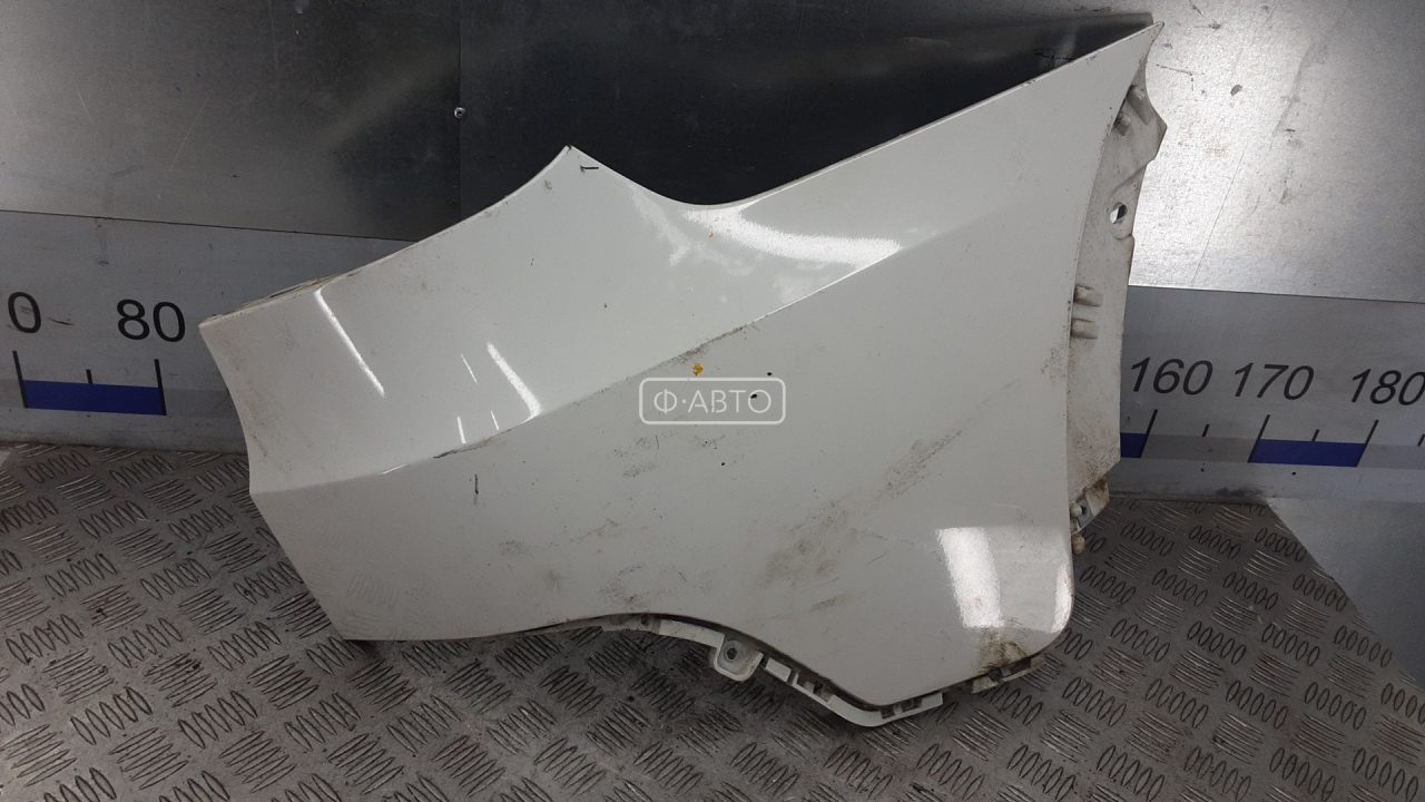 Клык бампера задний правый