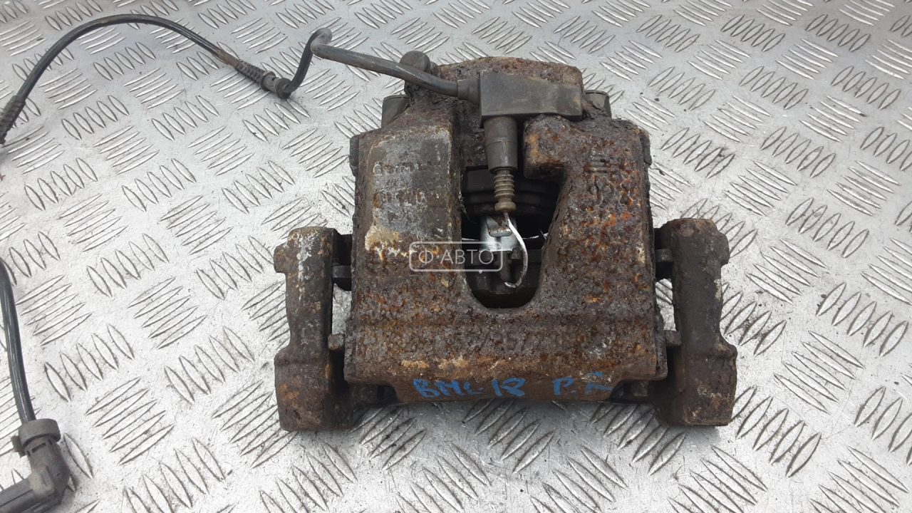 Суппорт тормозной передний правый