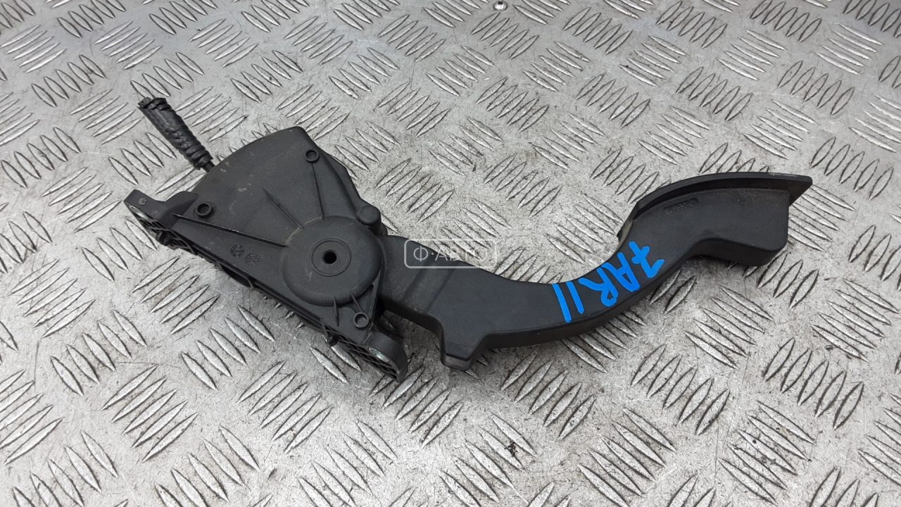 Педаль газа