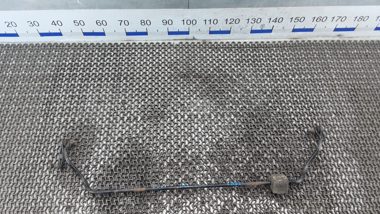 Стабилизатор поперечной устойчивости заднего моста