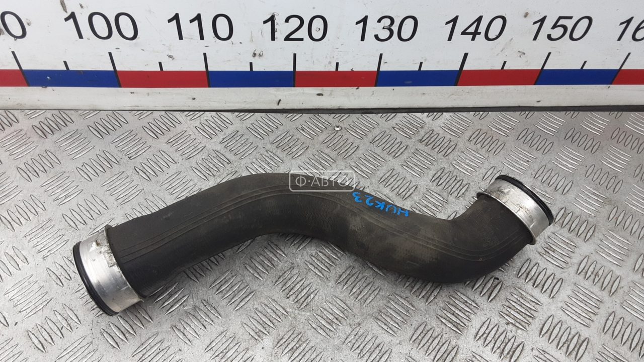 Патрубок интеркулера