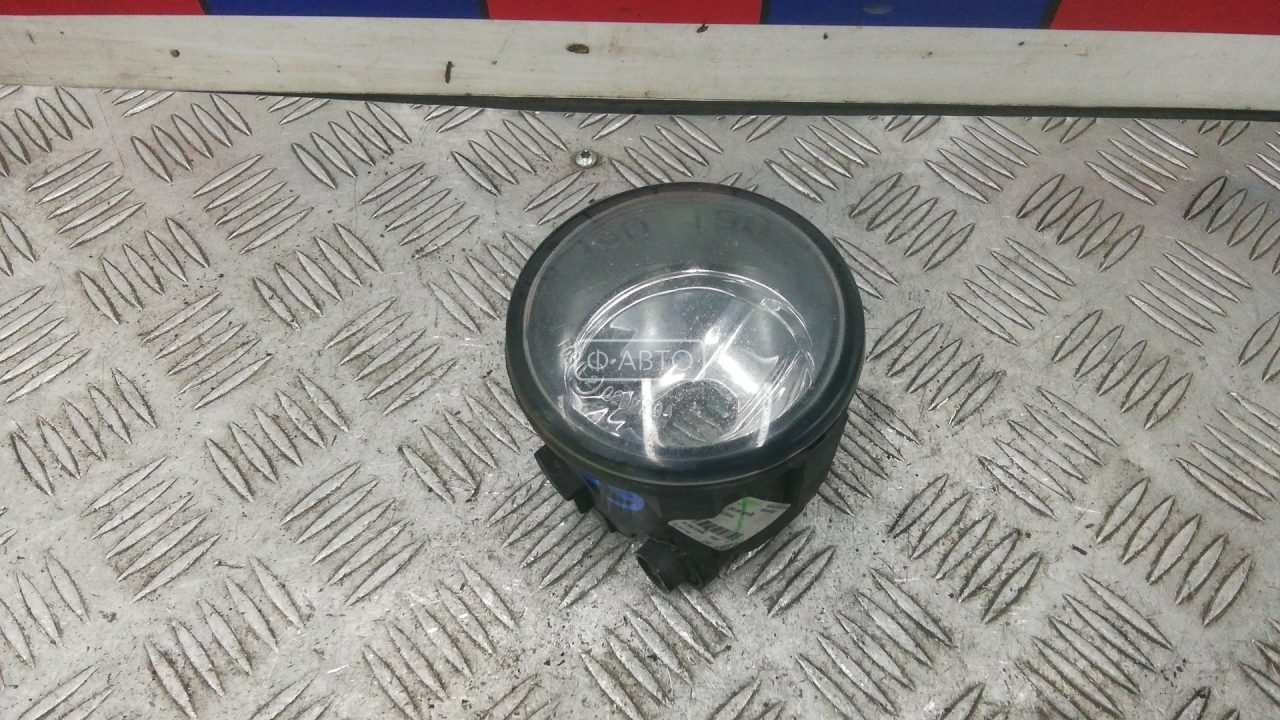 Фара галогенная левая передняя