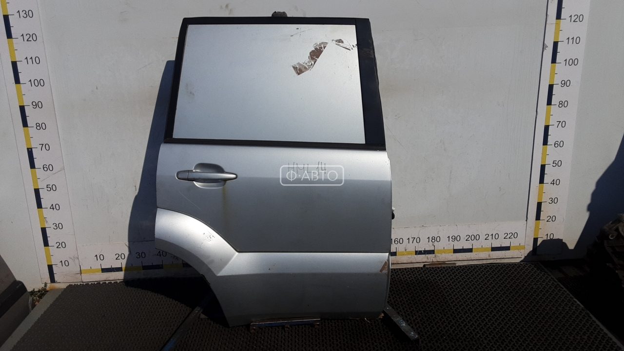 Дверь задняя правая