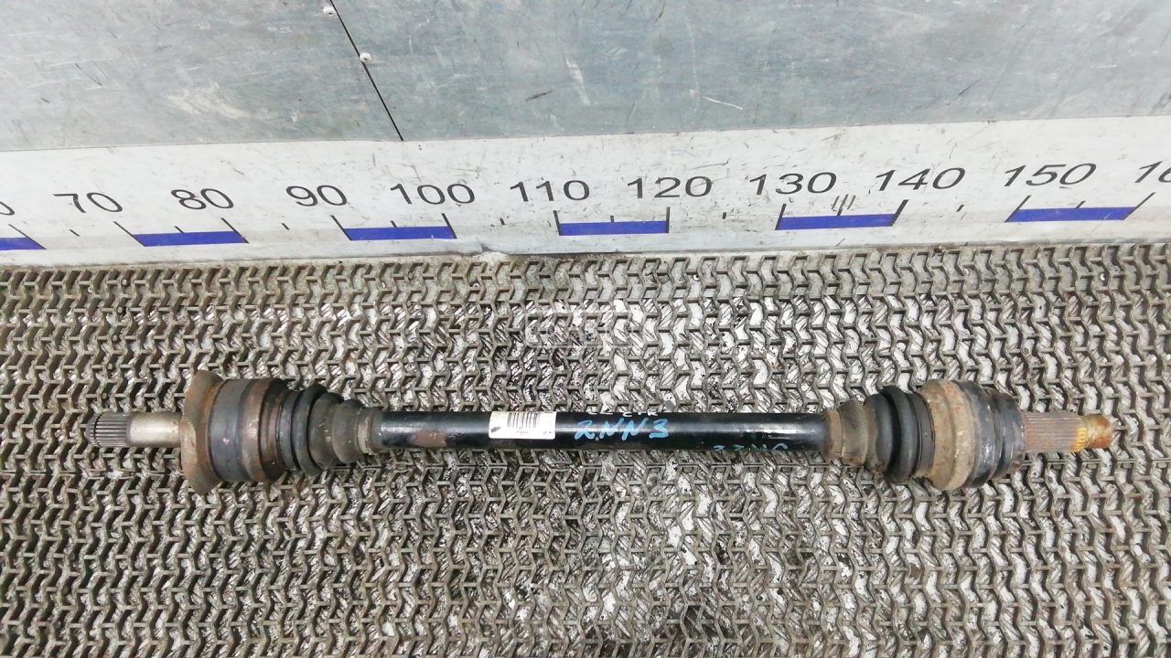 Привод задний правый