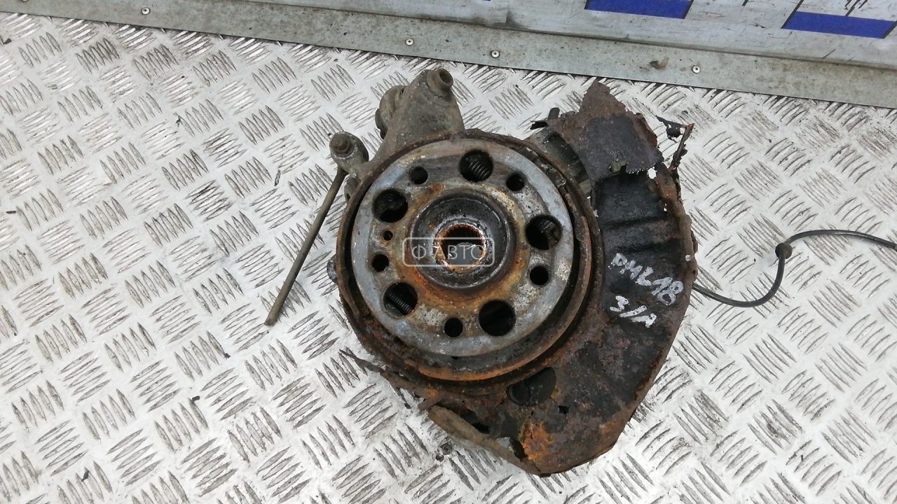 Ступица задняя левая