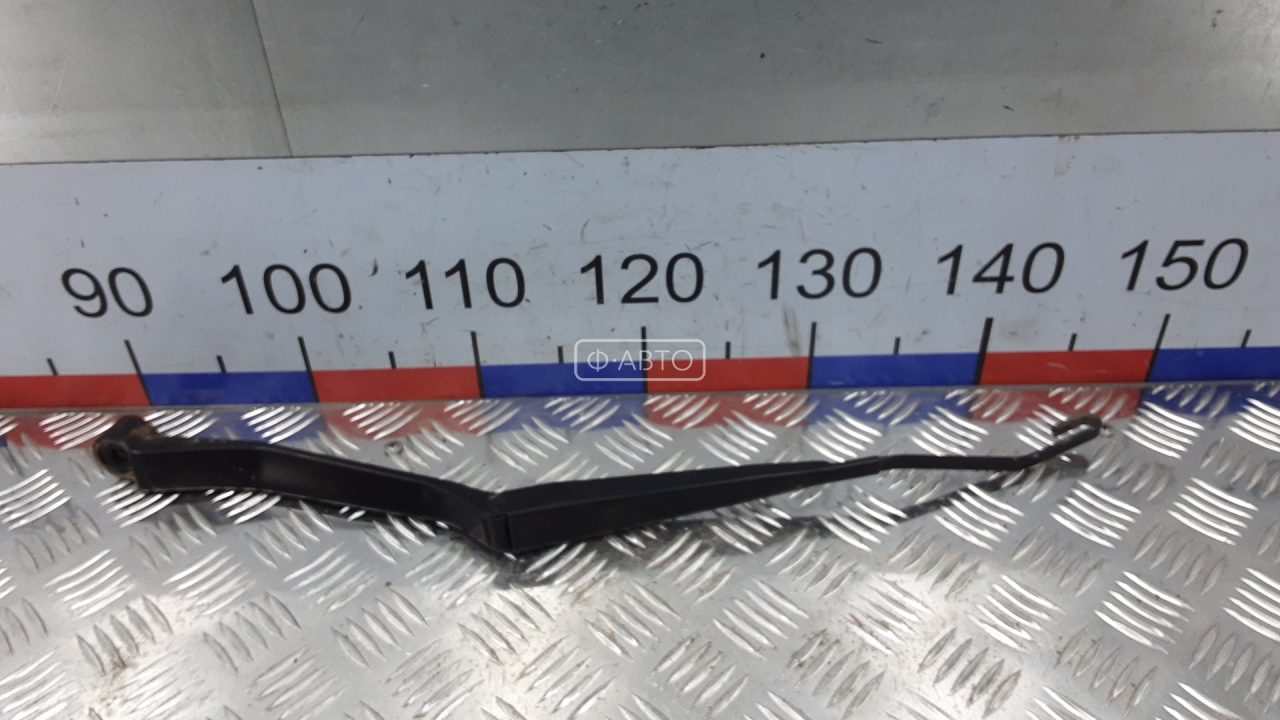 Щеткодержатель лобового стекла