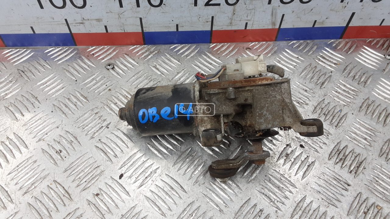 Мотор стеклоочистителя лобового стекла