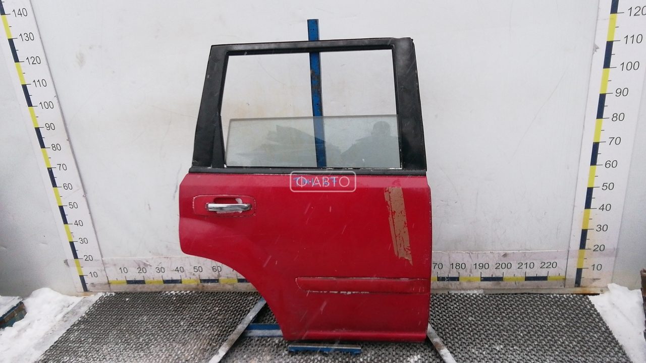 Дверь задняя правая