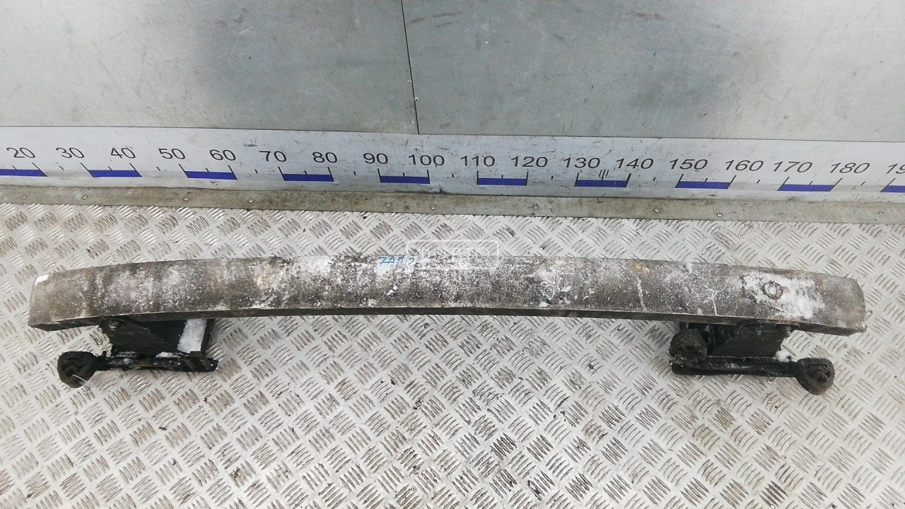 Усилитель бампера задний