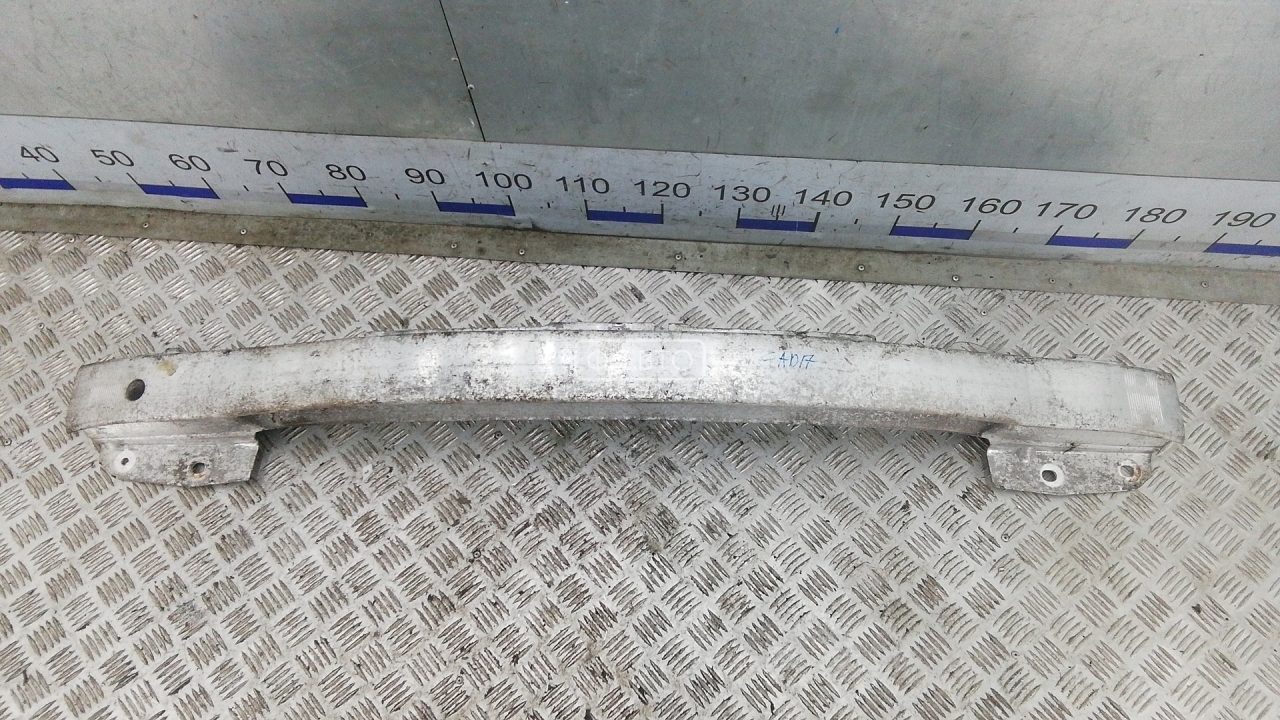 Усилитель бампера задний