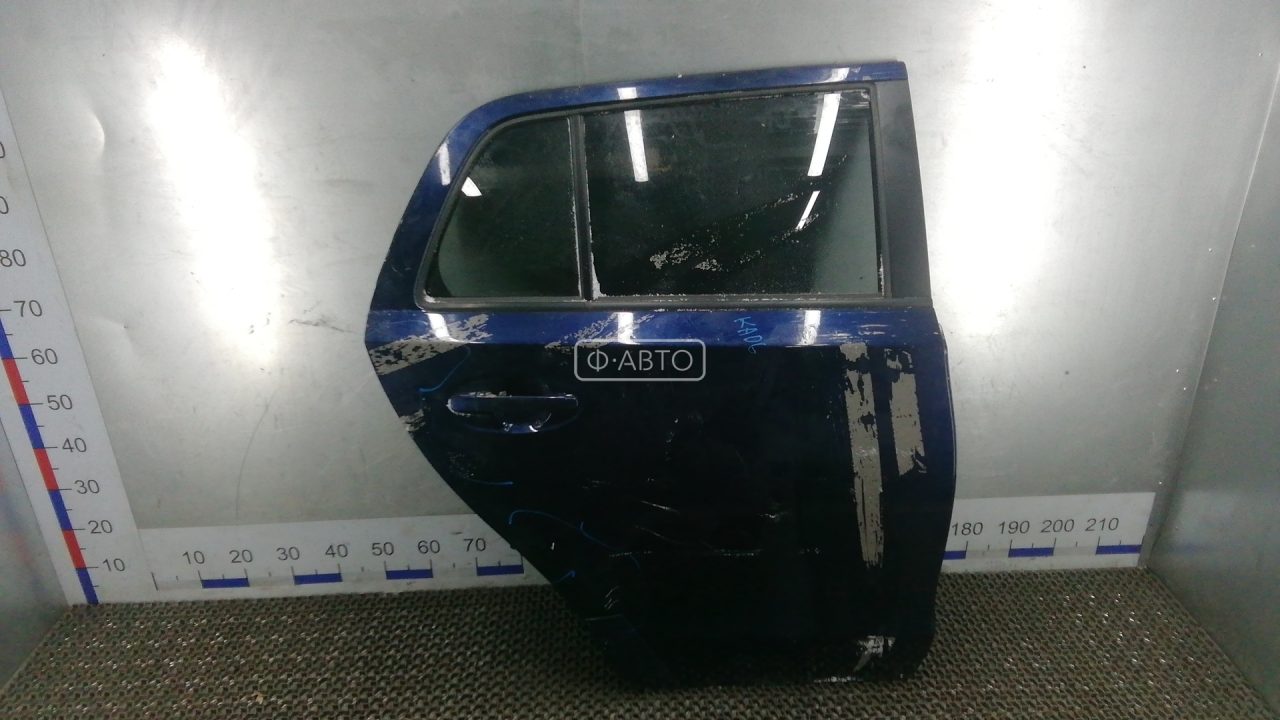 Дверь задняя правая