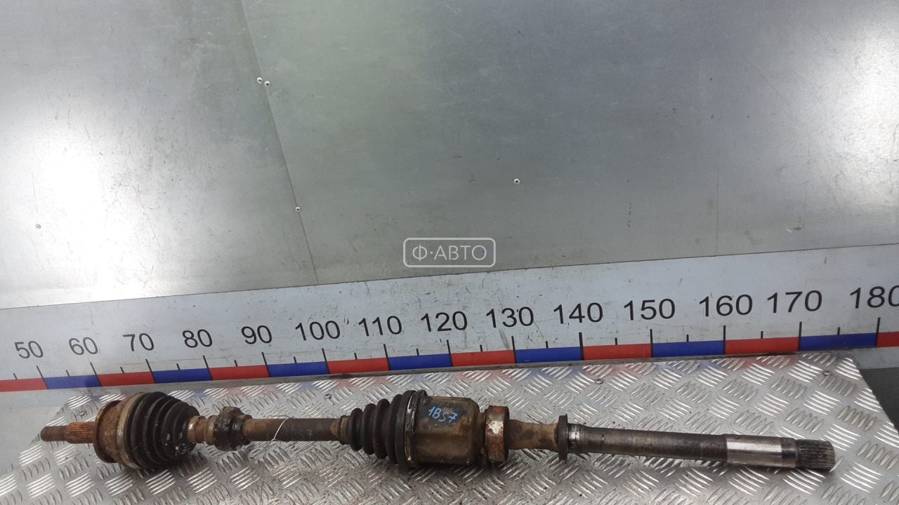 Привод передний правый