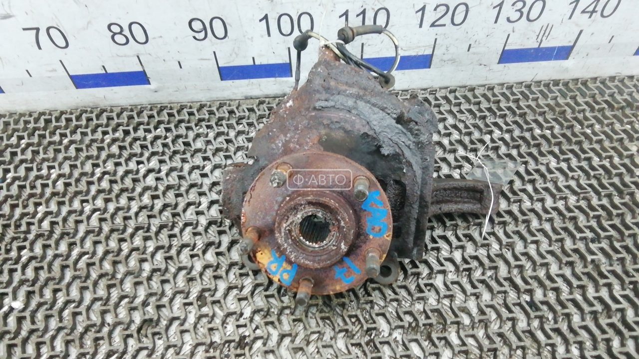 Ступица передняя правая