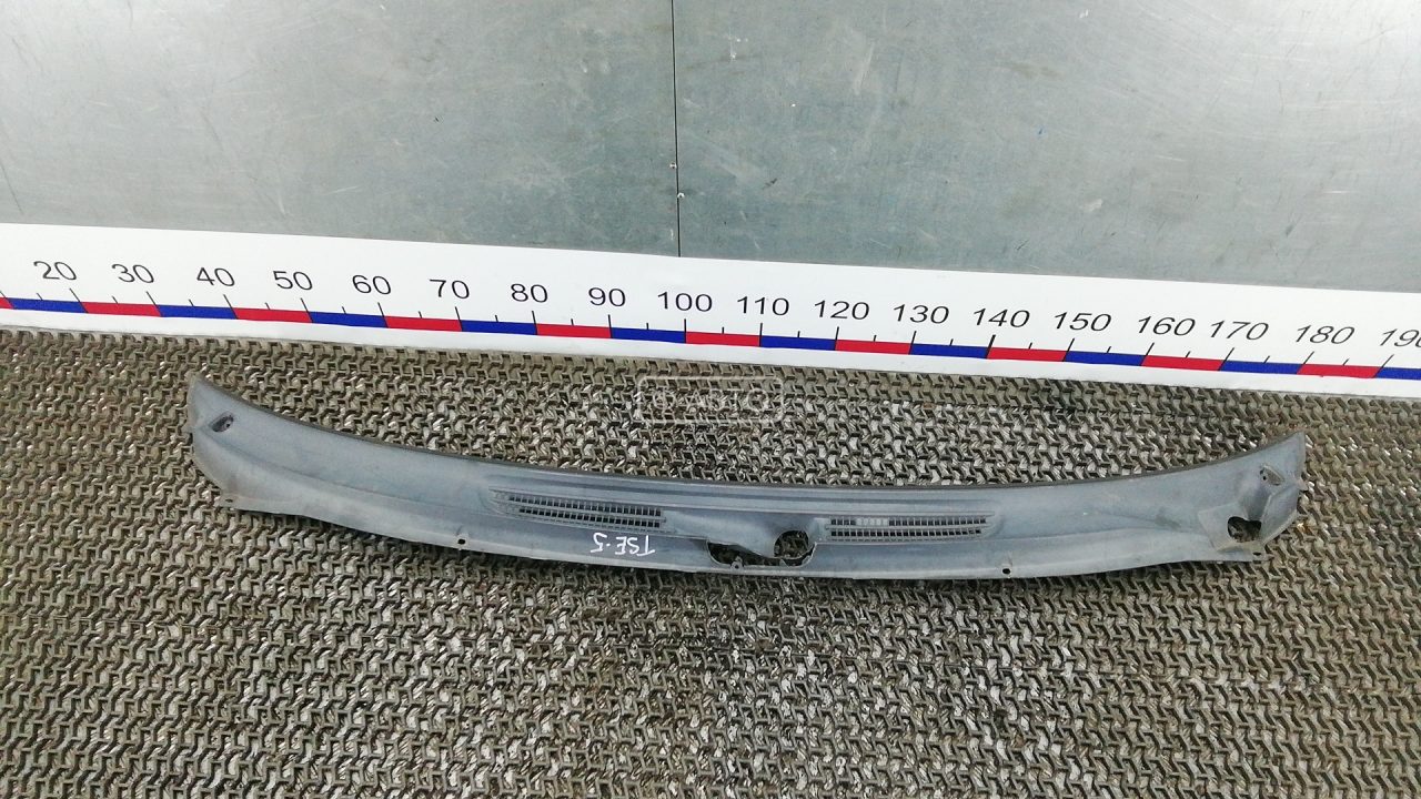 Накладка декоративная (жабо, дождевик)