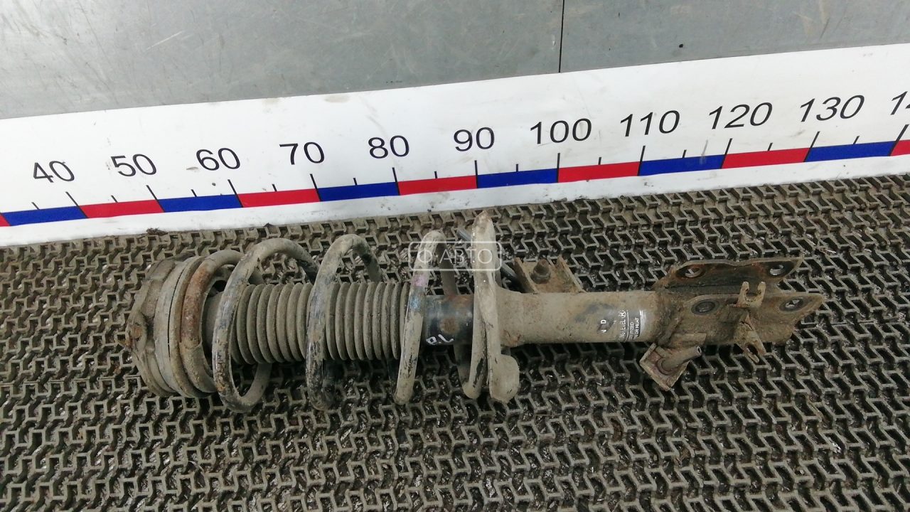 Стойка передняя левая