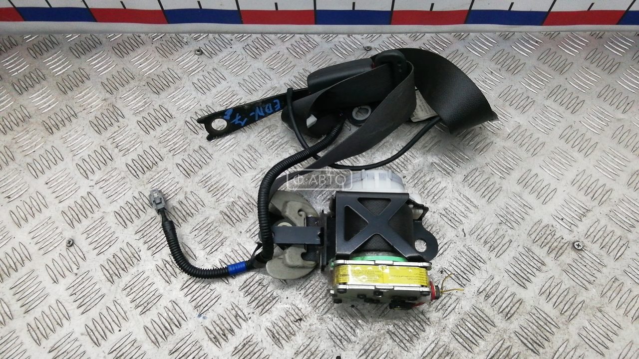 Ремень безопасности с пиропатроном сиденья переднего