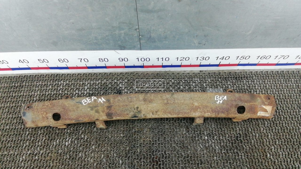 Усилитель бампера передний (кронштейн)