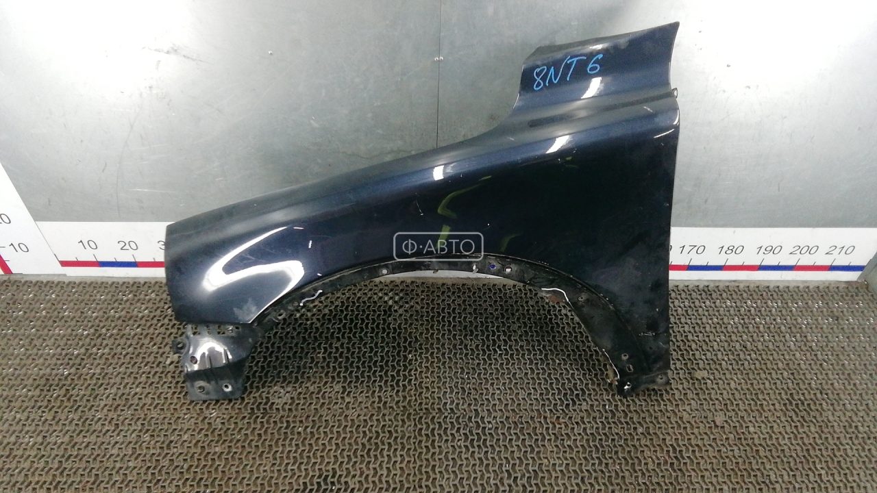 Крыло переднее левое