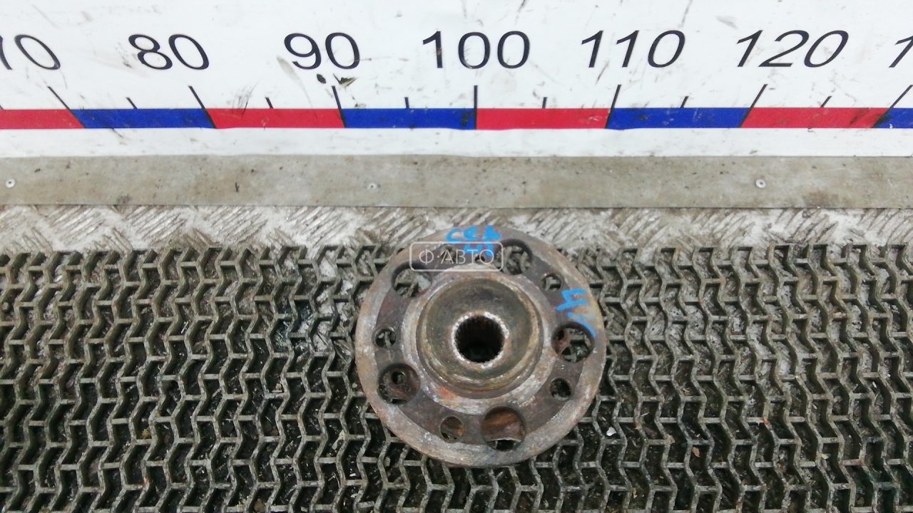 Ступица задняя левая