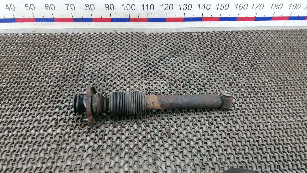 Амортизатор задний