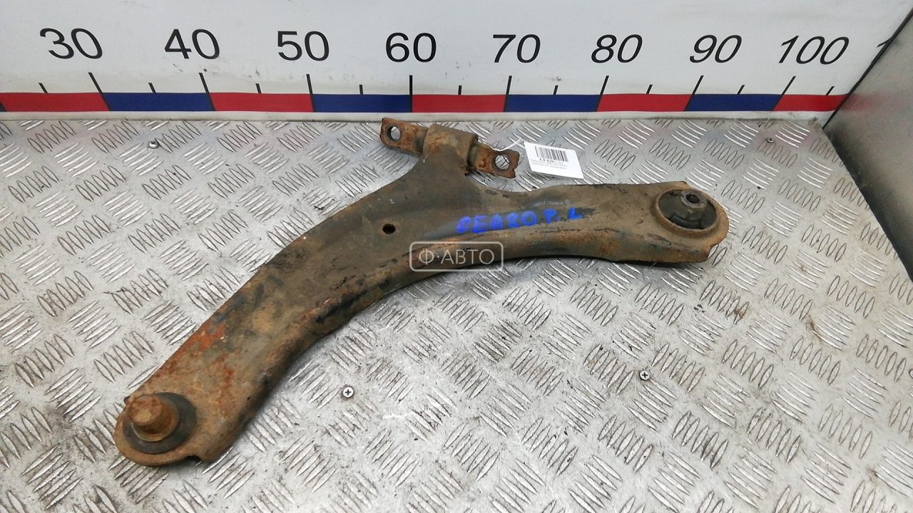 Рычаг передний нижний левый