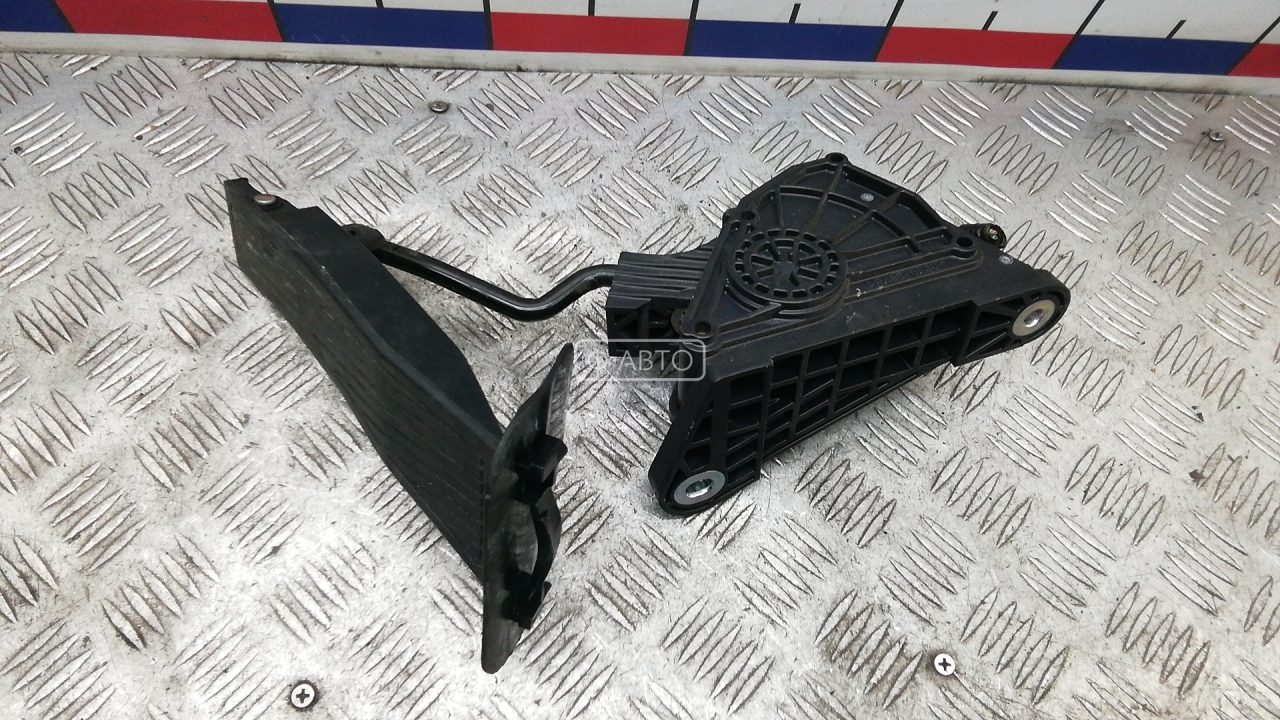 Педаль газа