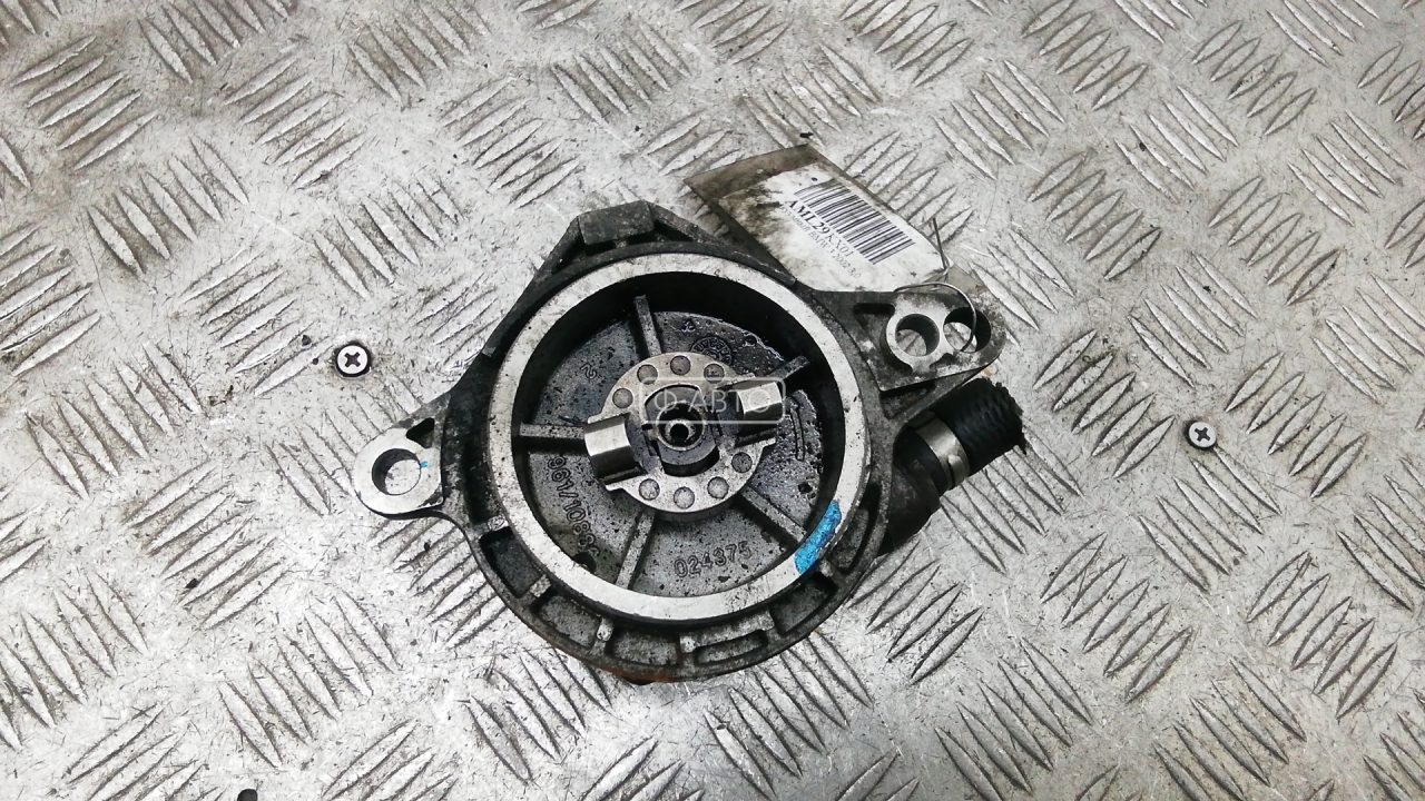 Насос вакуумный