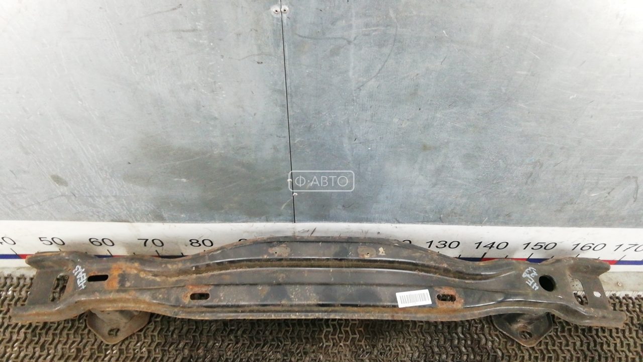 Усилитель бампера передний (кронштейн)