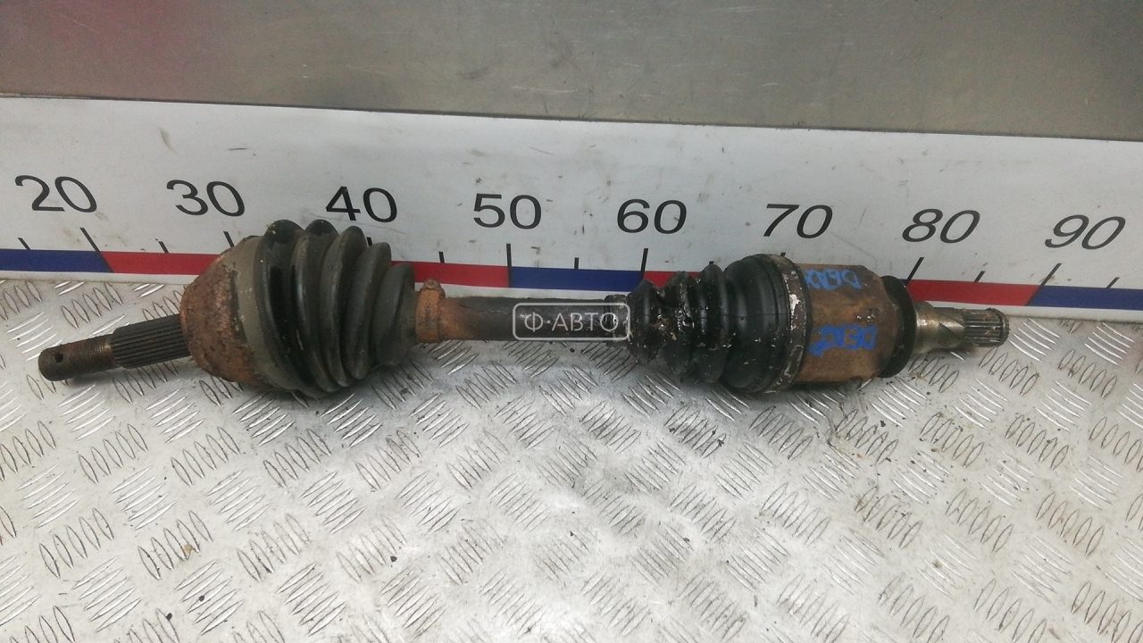 Привод передний правый