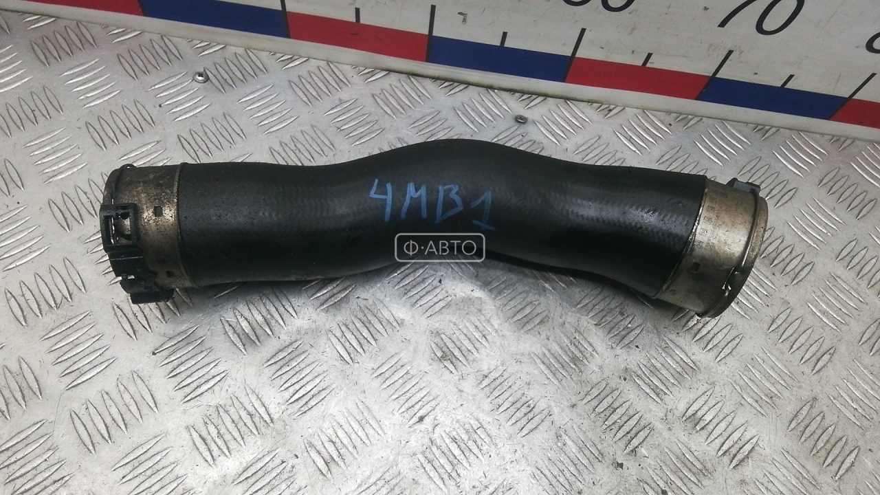 Патрубок интеркулера