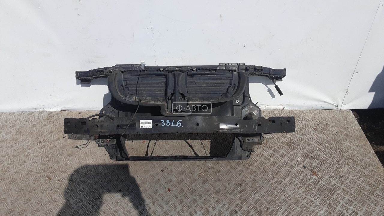 Передняя панель крепления облицовки (телевизор)