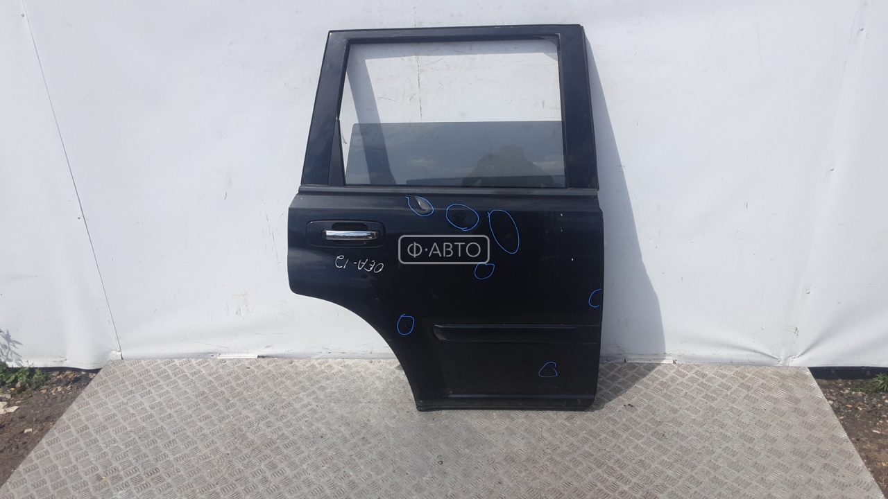 Дверь задняя правая