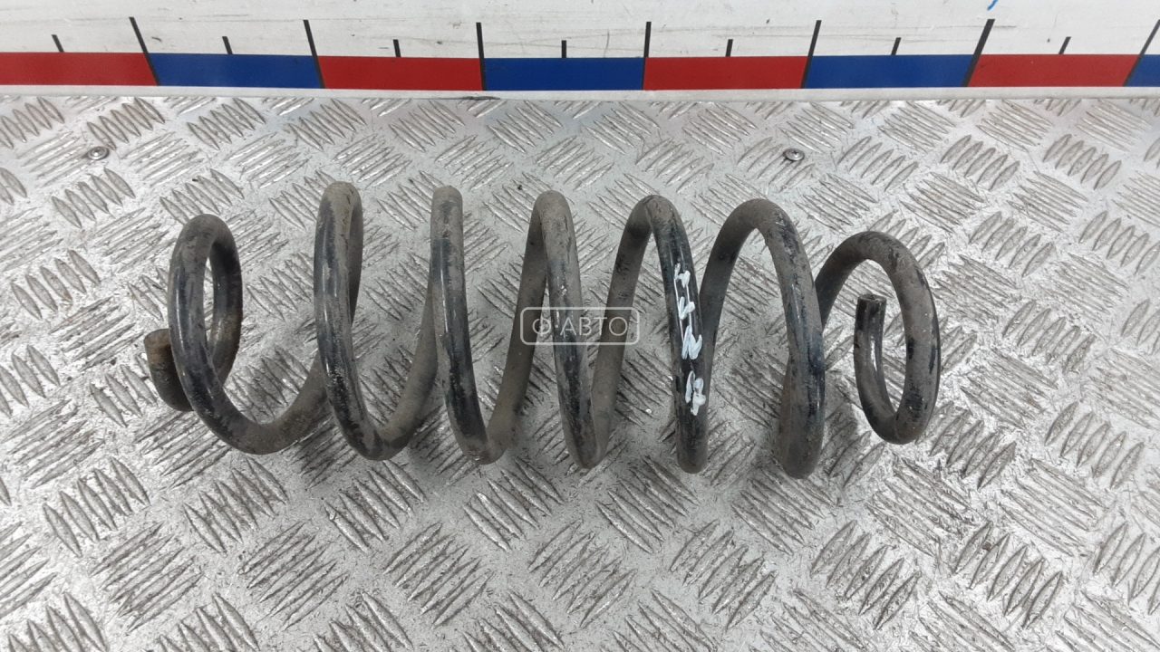 Пружина задняя